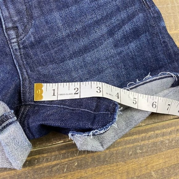 American Eagle Next Level Stretch Super Hi-Rise Shortie Cut Off Shorts Size 0 - Picture 8 of 10